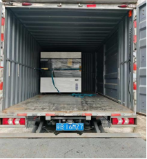 氙燈耐候老化試驗箱出貨